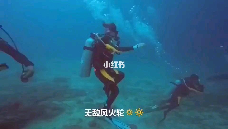 分手后为什么会流泪？游戏画面